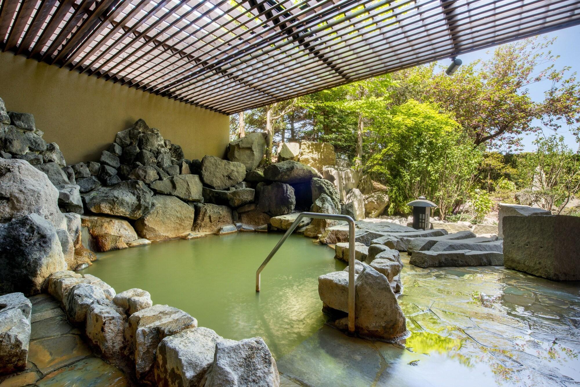 Toyako Manseikaku Hotel Lakeside Terrace Exterior photo