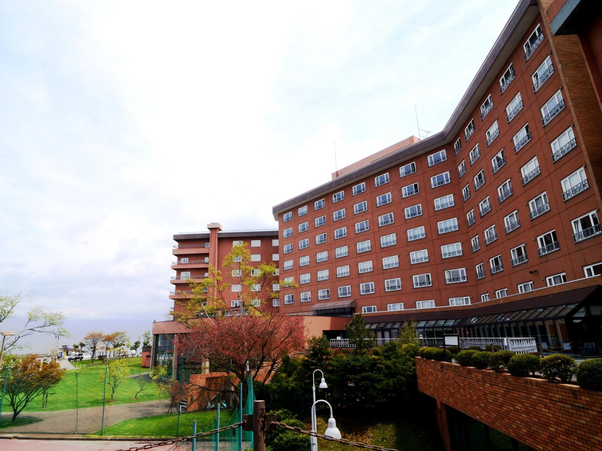 Toyako Manseikaku Hotel Lakeside Terrace Exterior photo